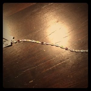 Jeweled bracelet with Genuine diamonds.